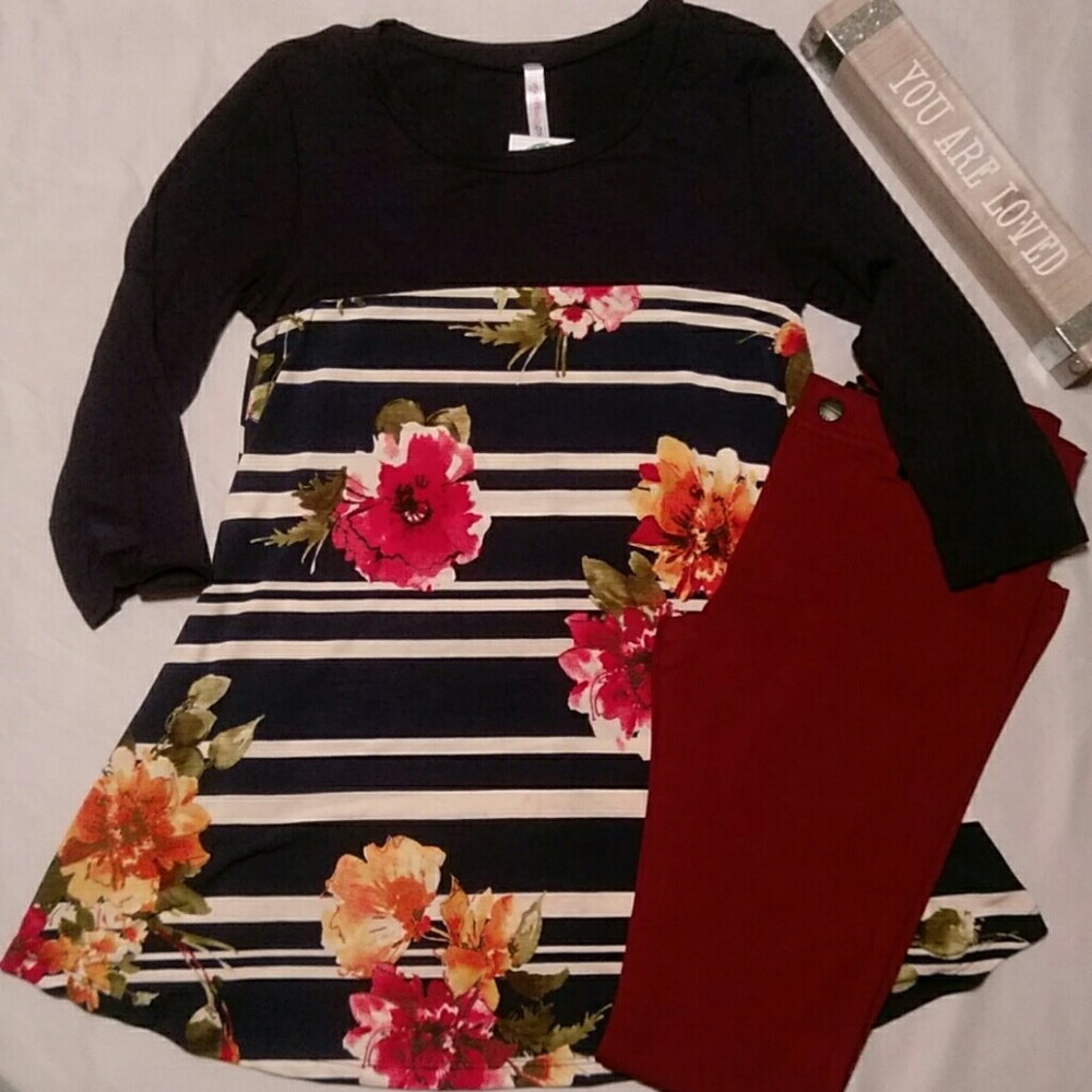 Navy Floral Print Top